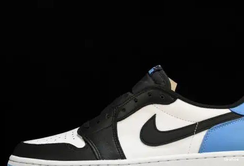 CZ0790-104 Dark Retro  1 Low Powder OG Blue Jordan  Black  0423